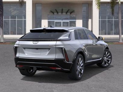 New 2025 Cadillac Lyriq Luxury w/ LPO, Floor Liner Package