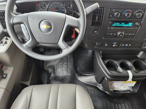 New 2025 Chevrolet Express 2500 w/ Driver Convenience Package image 27