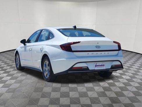 Used 2023 Hyundai Sonata SE FWD image 3