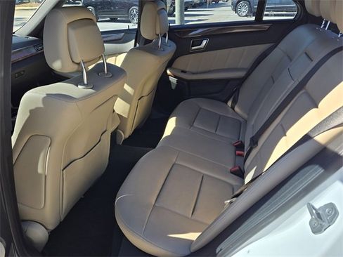 Used 2013 Mercedes-Benz E 350 Sedan image 9