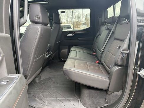 Used 2025 Chevrolet Silverado 1500 High Country w/ High Country Premium Package AWD/4WD image 18