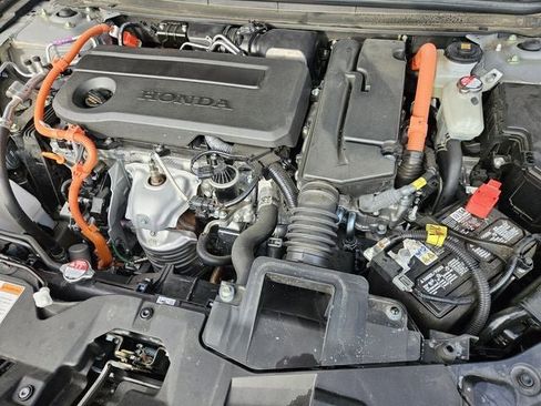 Used 2025 Honda Accord Sport image 30