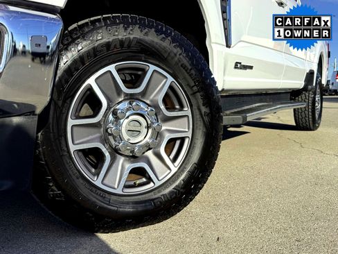 Used 2023 Ford F250 Lariat w/ FX4 Off-Road Package image 2