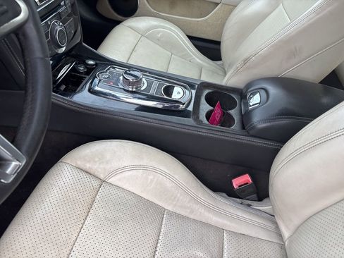 Used 2013 Jaguar XK Convertible image 9