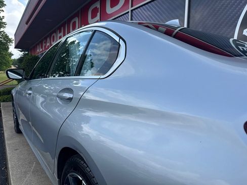 Used 2019 BMW 330i xDrive Sedan w/ Driving Assistance Package AWD/4WD image 13