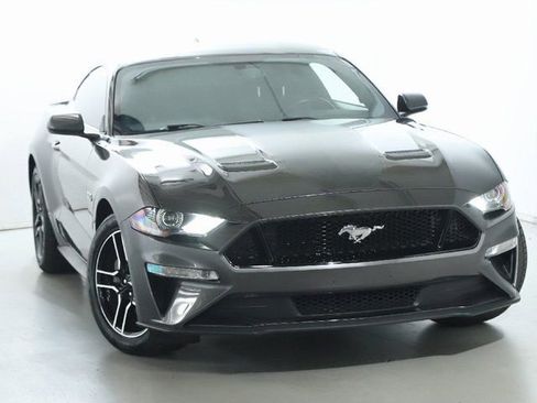 Used 2020 Ford Mustang GT w/ Equipment Group 301A image 2