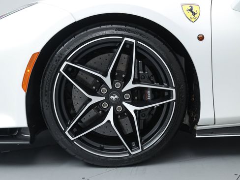 Certified 2020 Ferrari 488 Pista Spider image 43