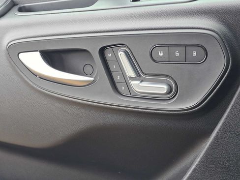 Used 2026 Mercedes-Benz Sprinter 2500 image 23