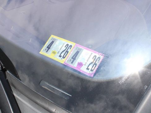 Used 2012 Land Rover Range Rover HSE LUX w/ Luxury Interior Pkg image 31