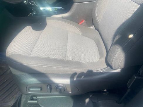 Used 2022 Chevrolet Traverse LT AWD/4WD image 8