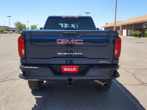 Used 2022 GMC Sierra 2500 AT4 w/ AT4 Premium Plus Package AWD/4WD image 10