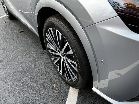 Used 2025 Lexus RX 350 image 11