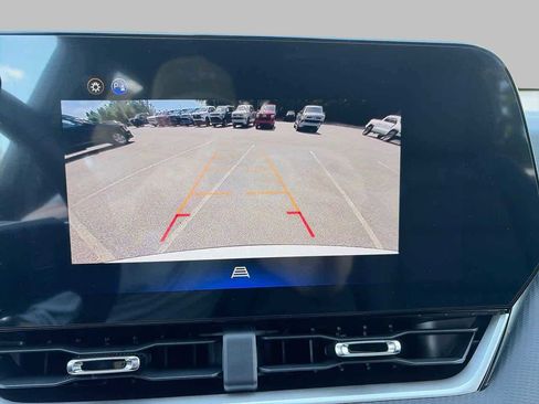 New 2026 Chevrolet Equinox LT FWD image 20