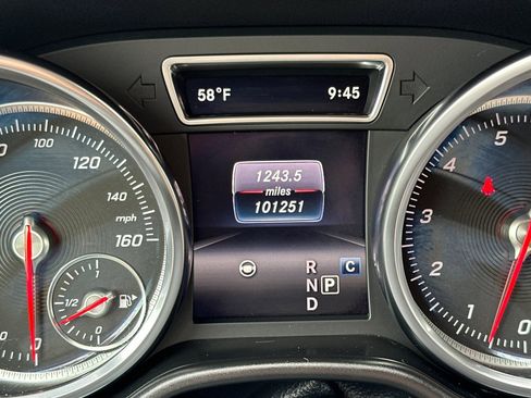 Used 2018 Mercedes-Benz GLS 550 4MATIC image 33