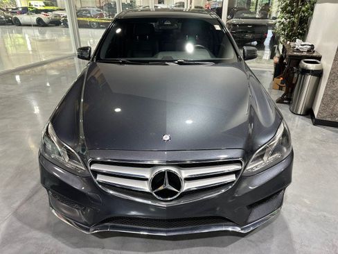 Used 2016 Mercedes-Benz E 350 4MATIC Sedan image 13