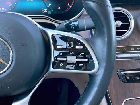 Certified 2021 Mercedes-Benz GLC 300 4MATIC image 24