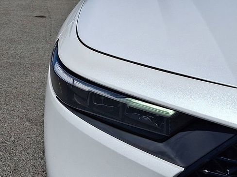 Certified 2023 Honda Accord EX image 27