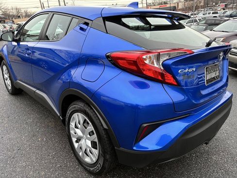 Used 2019 Toyota C-HR LE image 6