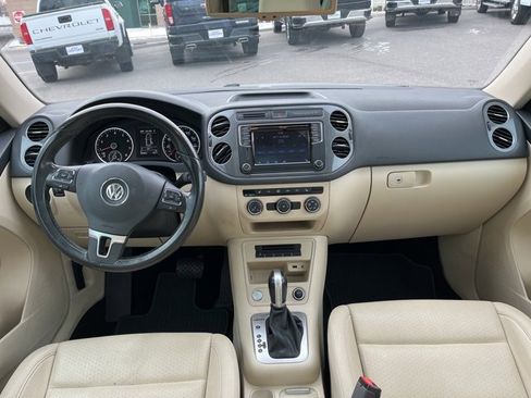 Used 2017 Volkswagen Tiguan Wolfsburg Edition image 33