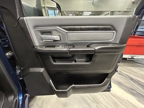 Used 2021 RAM 2500 Big Horn w/ Level 1 Equipment Group image 34
