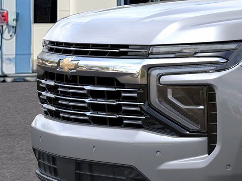 New 2026 Chevrolet Suburban Premier image 13
