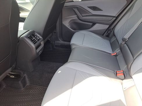 Used 2025 Volkswagen Tiguan SE R-Line FWD image 22