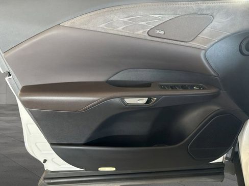 Used 2025 Lexus RX 450h AWD w/ Luxury Package image 22