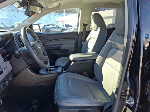 Used 2018 Chevrolet Colorado W/T image 13