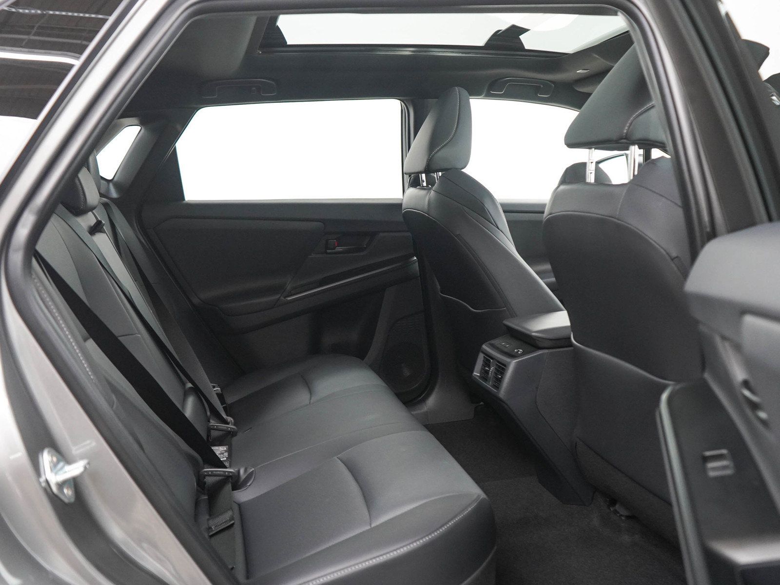 Used 2026 Toyota bZ AWD/4WD image 12