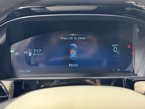 New 2026 Lincoln Corsair Premiere image 28