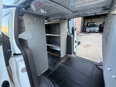 Used 2022 Ford Transit Connect XL FWD image 16