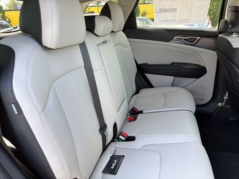 New 2026 Kia Sportage EX w/ EX Panorama Roof Package FWD image 24