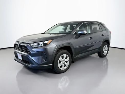 Used 2025 Toyota RAV4 LE AWD/4WD image 2