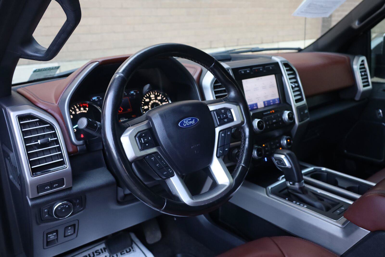 Used 2020 Ford F150 Platinum w/ Equipment Group 701A Luxury AWD/4WD image 14