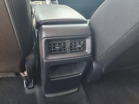 Used 2025 Honda CR-V LX image 13