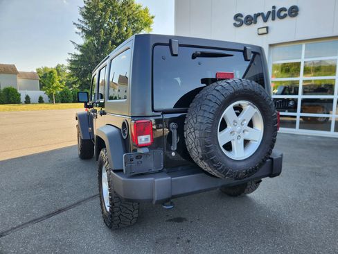 Used 2017 Jeep Wrangler Unlimited Sport AWD/4WD image 13