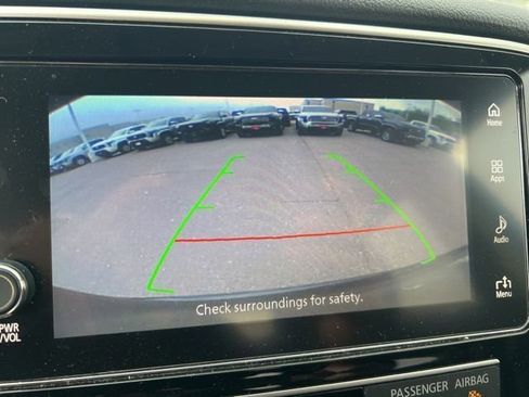 Used 2019 Mitsubishi Outlander SEL image 15