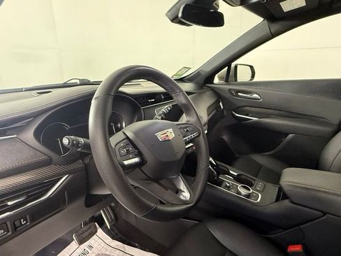 Certified 2023 Cadillac XT4 Sport FWD image 20