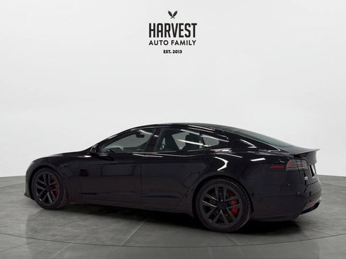 Used 2023 Tesla Model S Plaid image 3