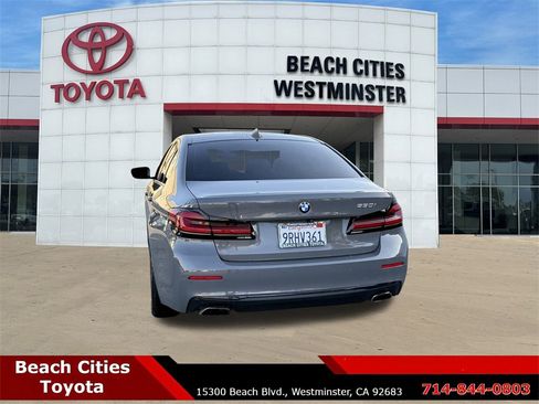 Used 2021 BMW 530i w/ Convenience Package image 9