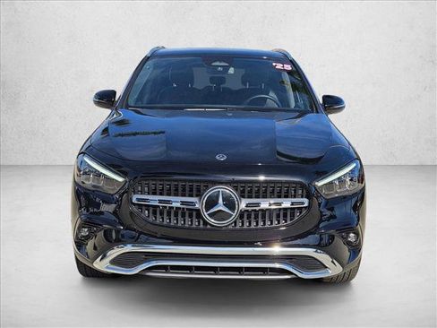 Used 2025 Mercedes-Benz GLA 250 image 2