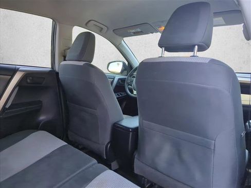 Used 2014 Toyota RAV4 LE FWD image 25