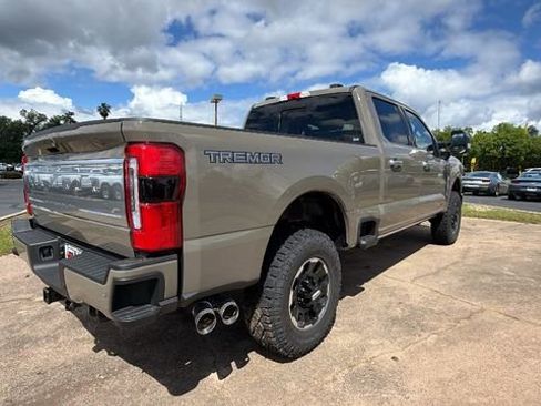 New 2026 Ford F250 Platinum AWD/4WD image 4