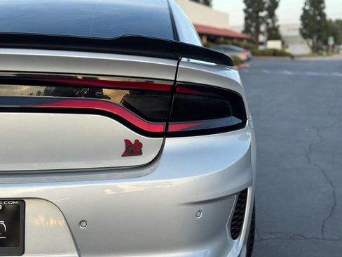 Used 2020 Dodge Charger Scat Pack image 10