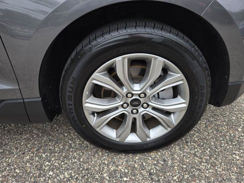 Used 2024 Ford Edge Titanium AWD/4WD image 31
