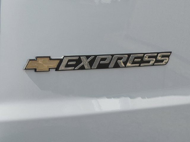 New 2026 Chevrolet Express 2500 Extended w/ Driver Convenience Package RWD image 9