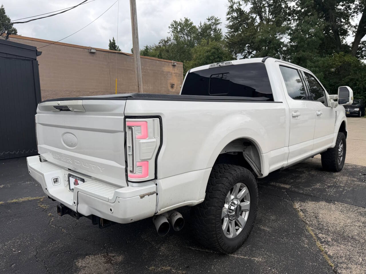 Used 2019 Ford F250 Lariat w/ Lariat Ultimate Package AWD/4WD image 8