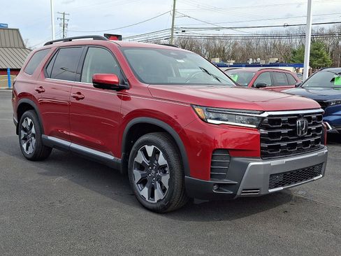 New 2026 Honda Pilot Elite image 2