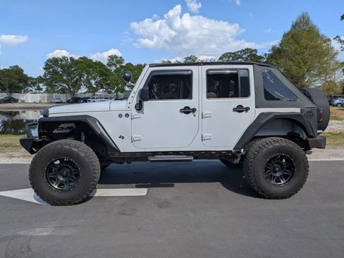 Used 2015 Jeep Wrangler Unlimited Sport w/ Connectivity Group image 3