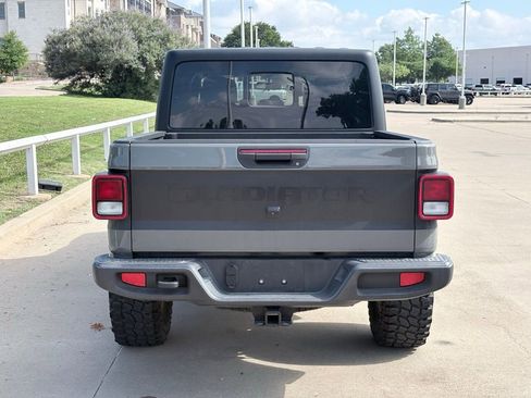 Used 2022 Jeep Gladiator Sport AWD/4WD image 5